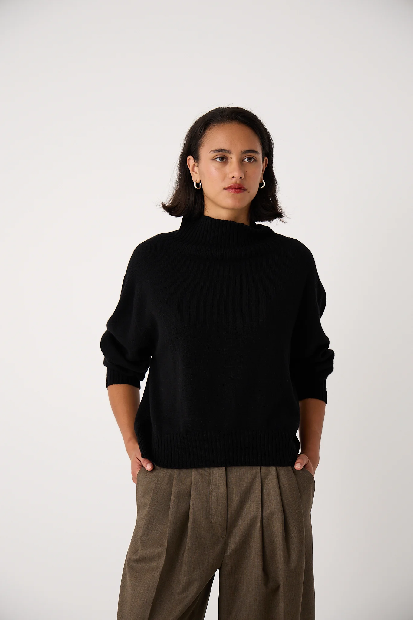 Albers Knit - Black - Image 4