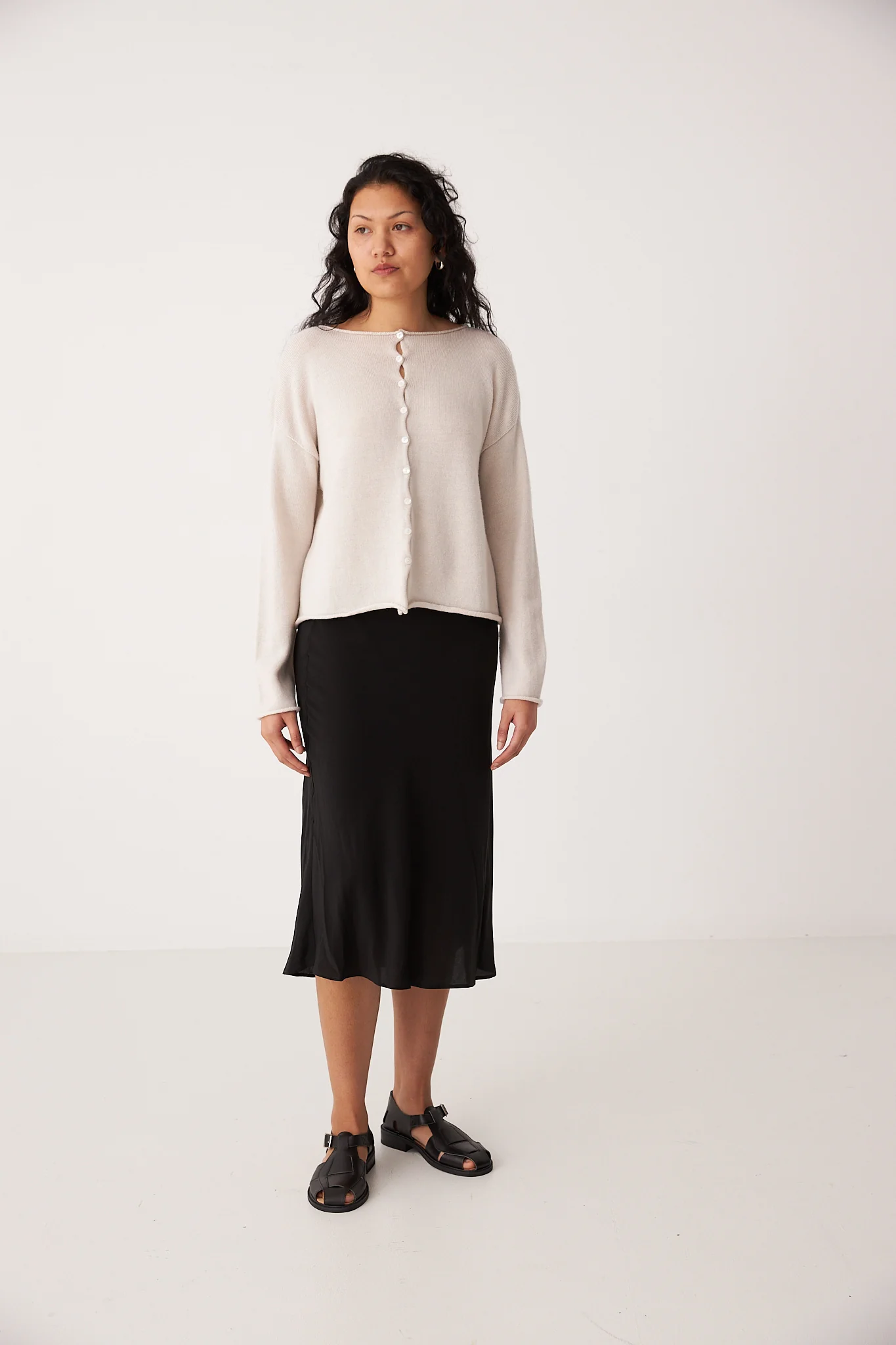 Doll's Reversible Cardigan - Ivory - Image 4