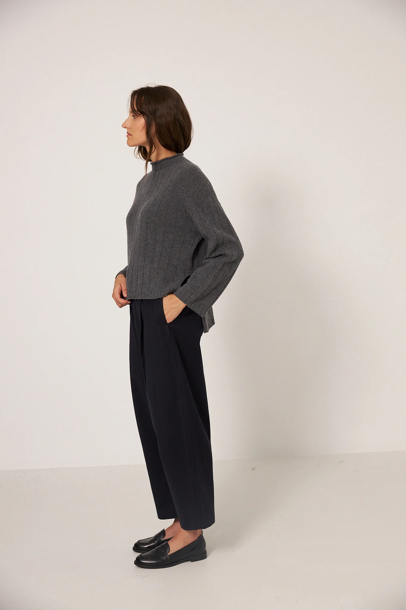 Echo Knit - Shadow Grey - Image 5