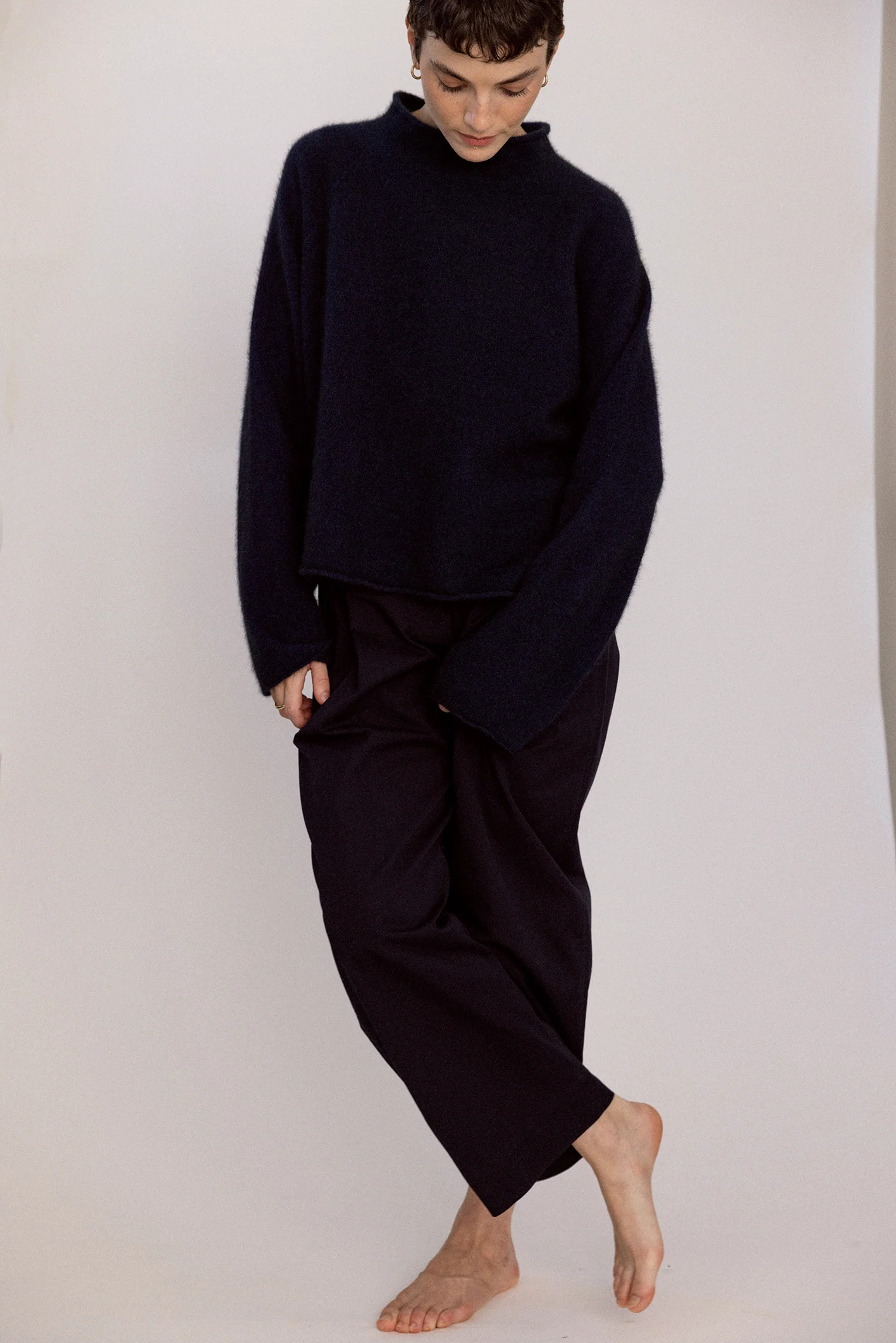 Eclipse Knit - Black - Image 8