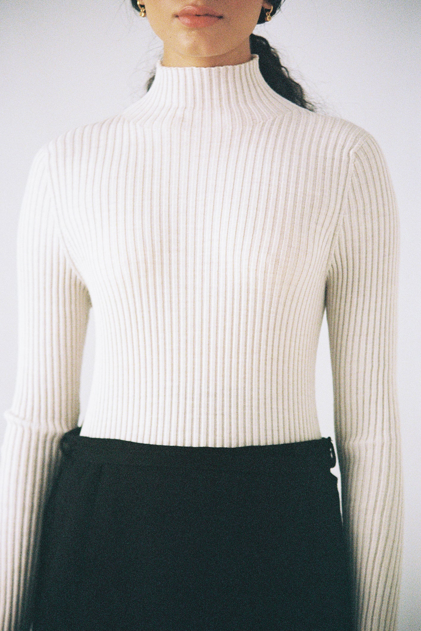 Essence Fine Turtleneck - Ivory - Image 10