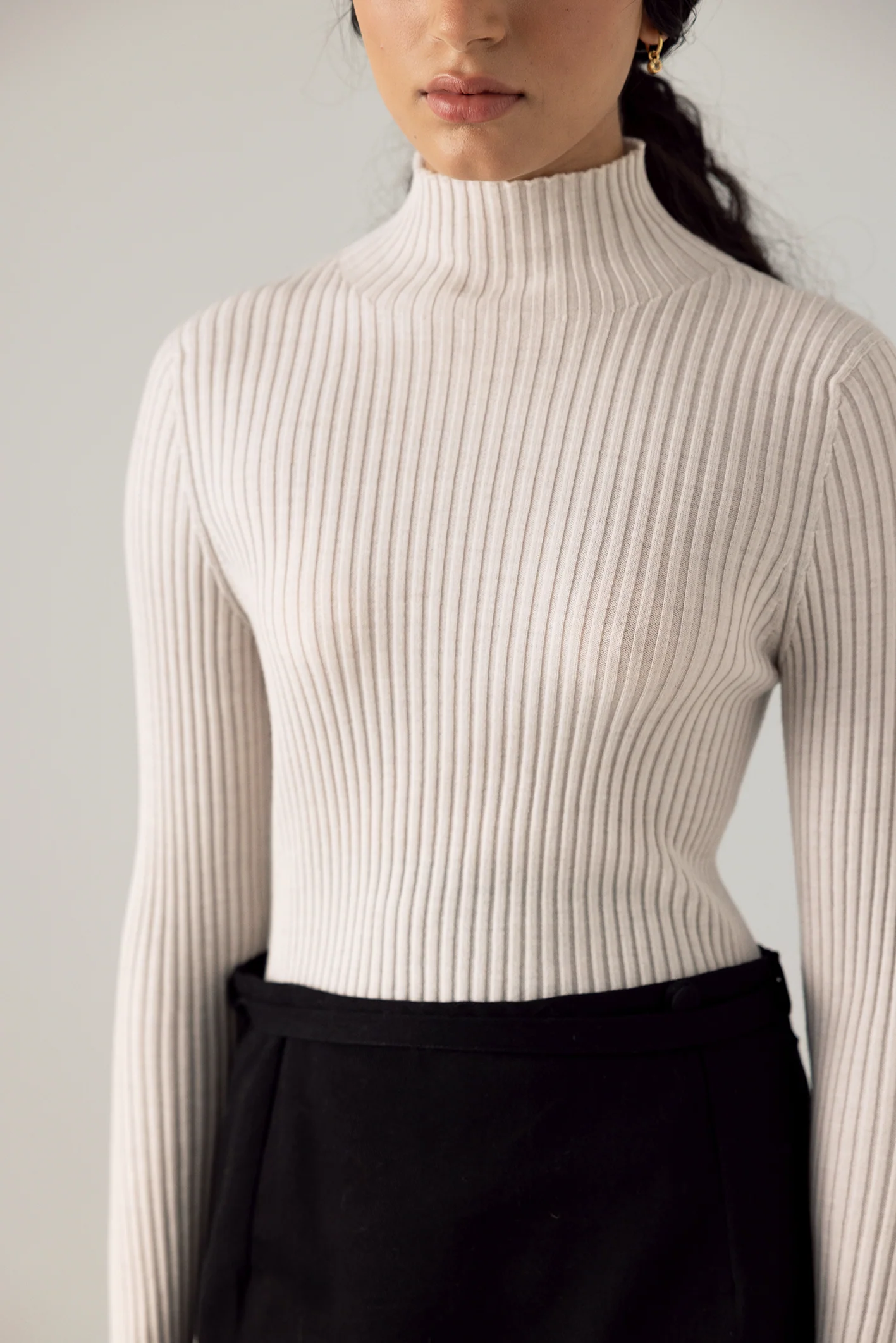 Essence Fine Turtleneck - Ivory - Image 4