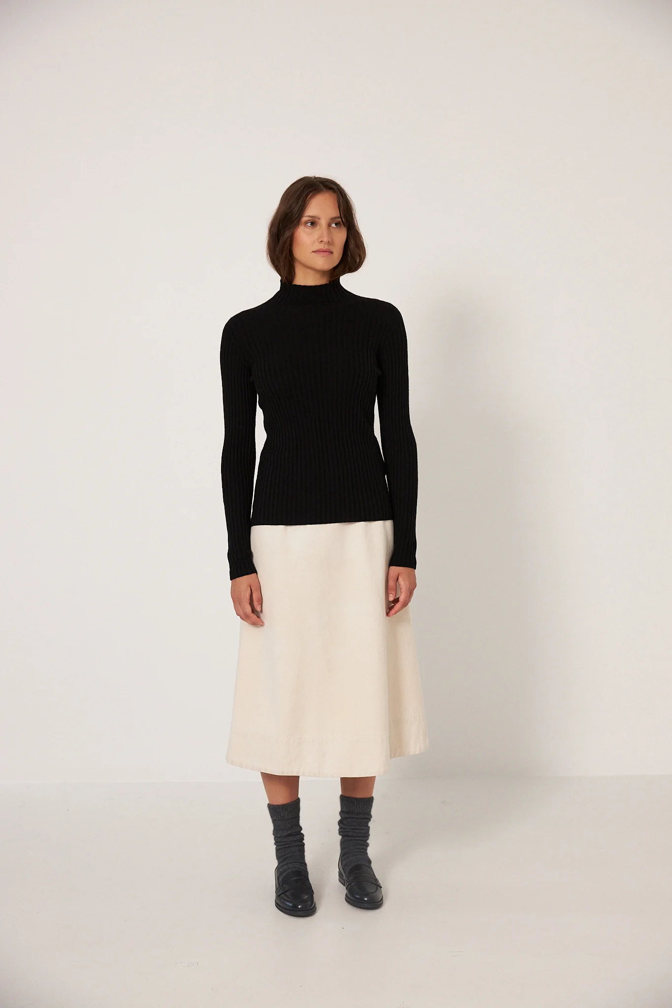 Heart Turtle Neck - Black - Image 3