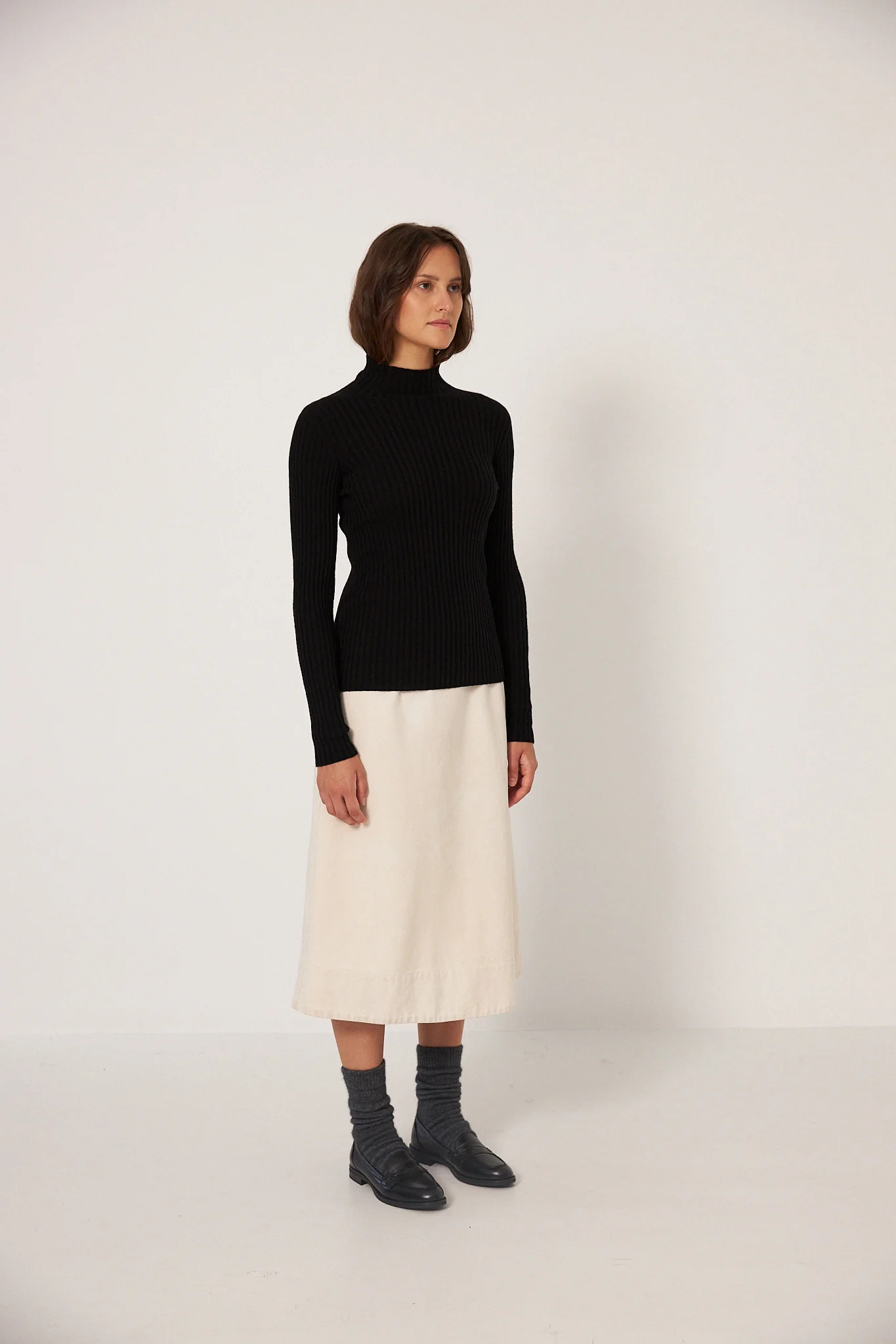 Heart Turtle Neck - Black - Image 4