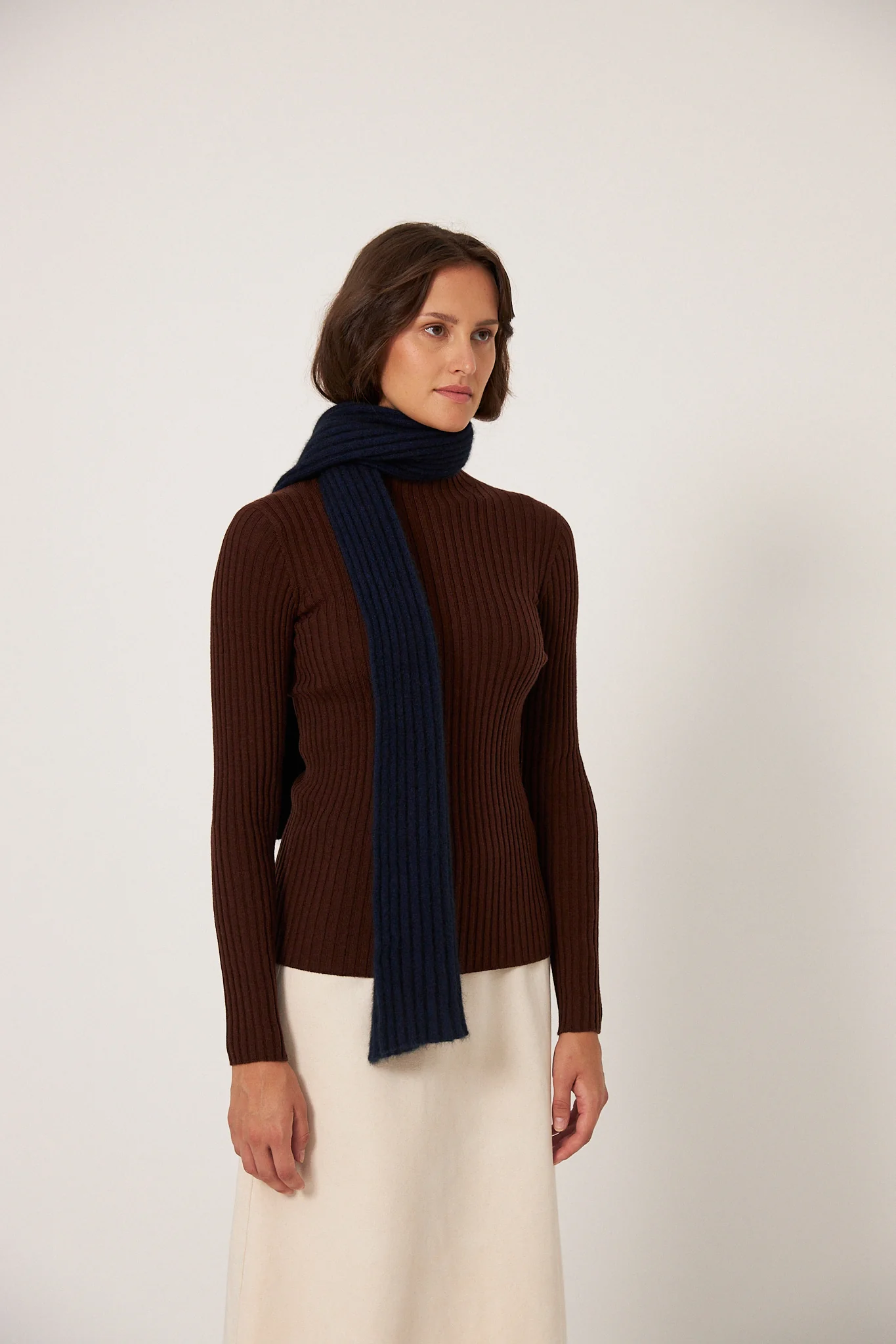 Heart Turtle Neck - Chestnut - Image 4
