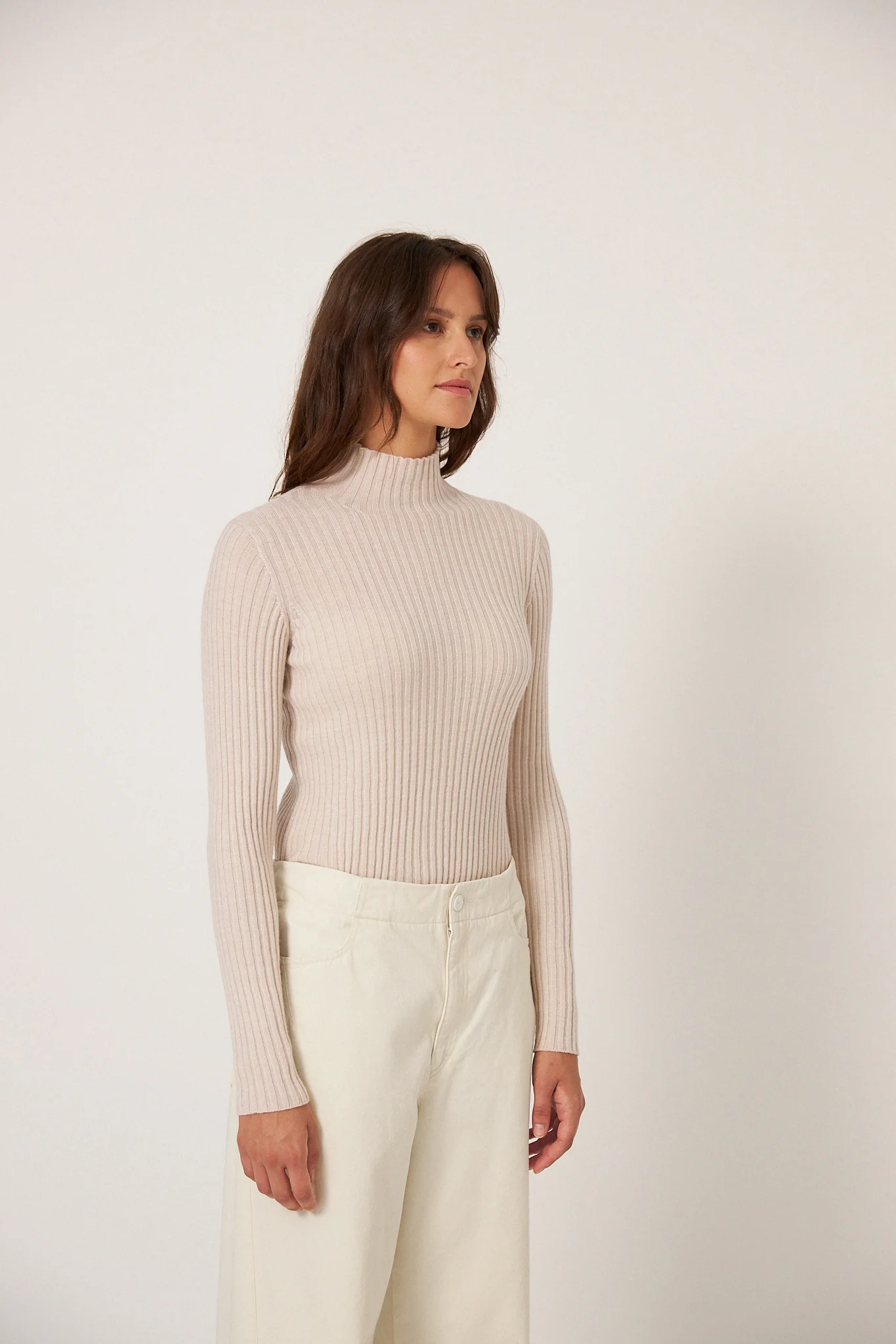 Heart Turtle Neck - Ivory - Image 3