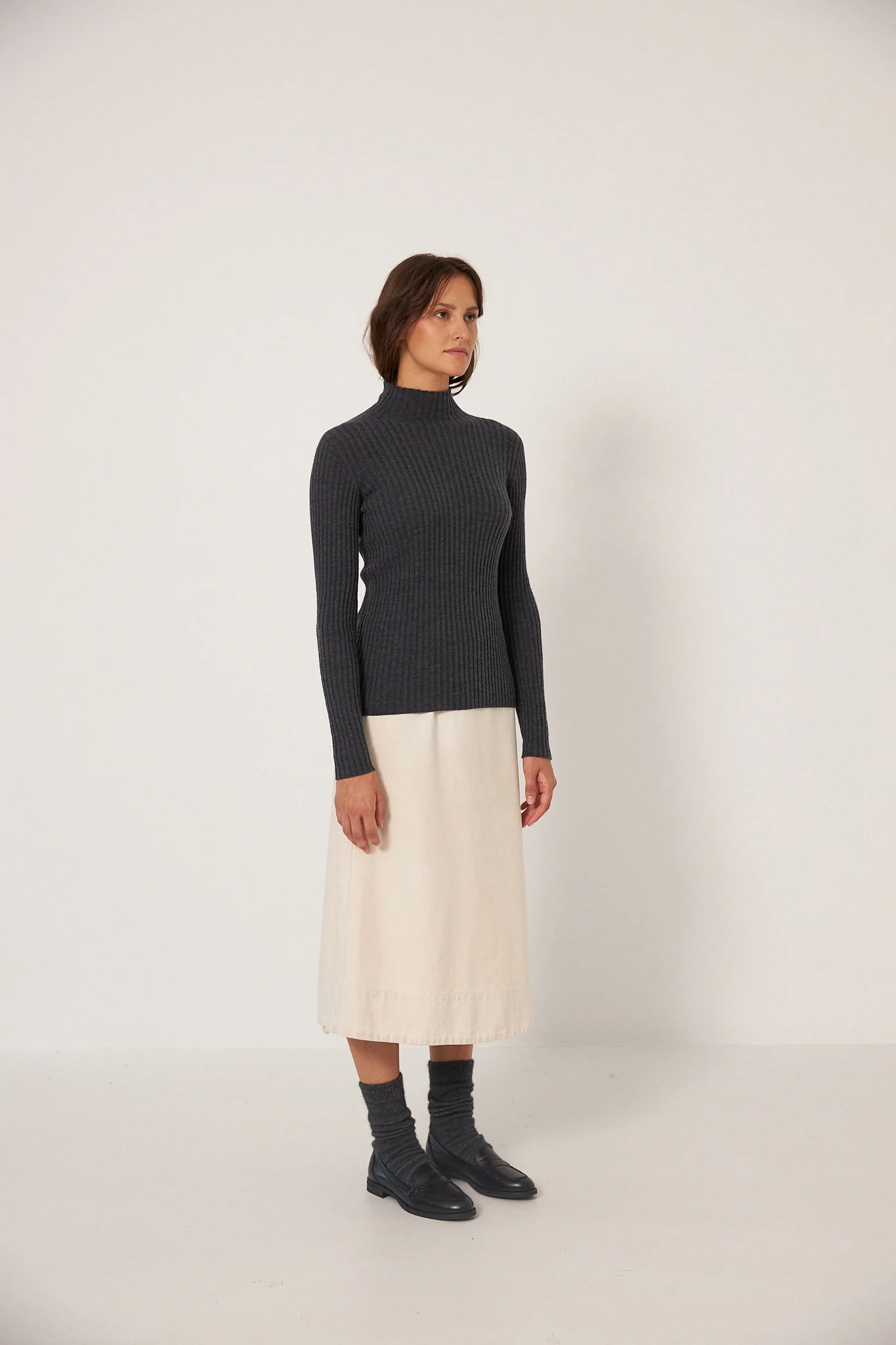 Heart Turtle Neck - Shadow Grey - Image 3