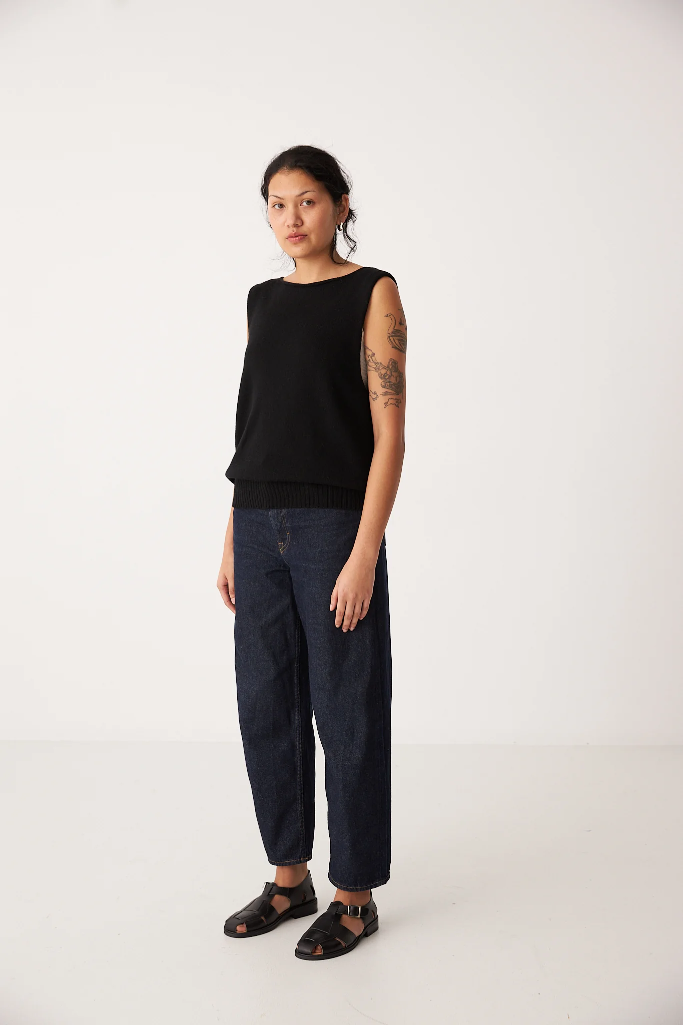 Star Vest - Black - Image 4