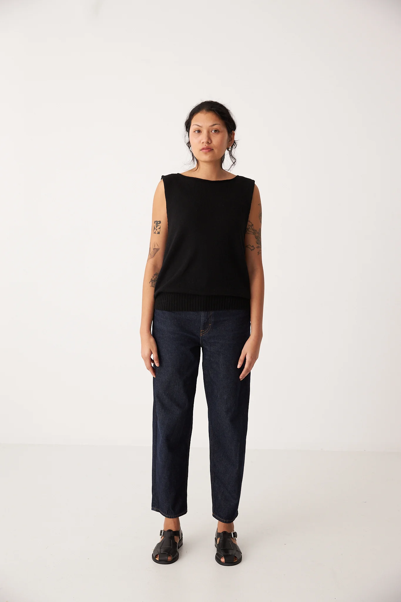 Star Vest - Black - Image 5