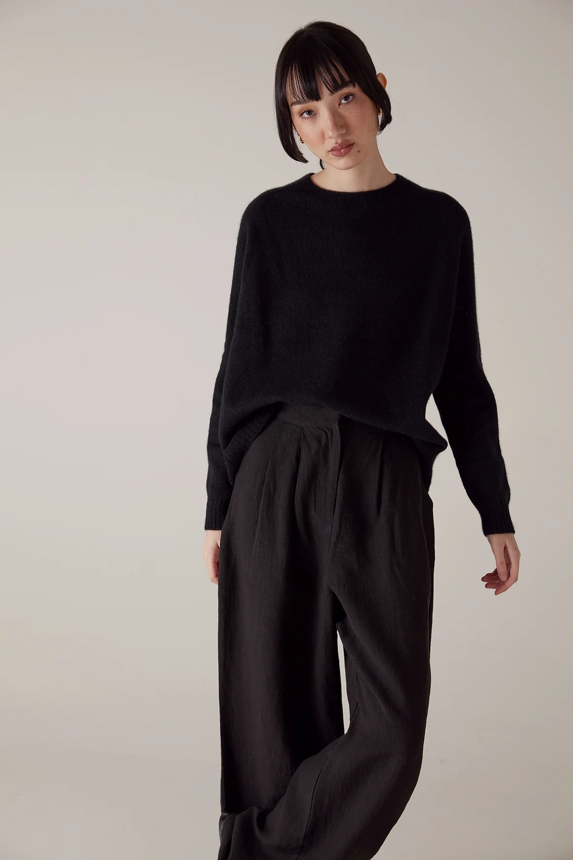 Nimbus Raglan Knit - Black - Image 5