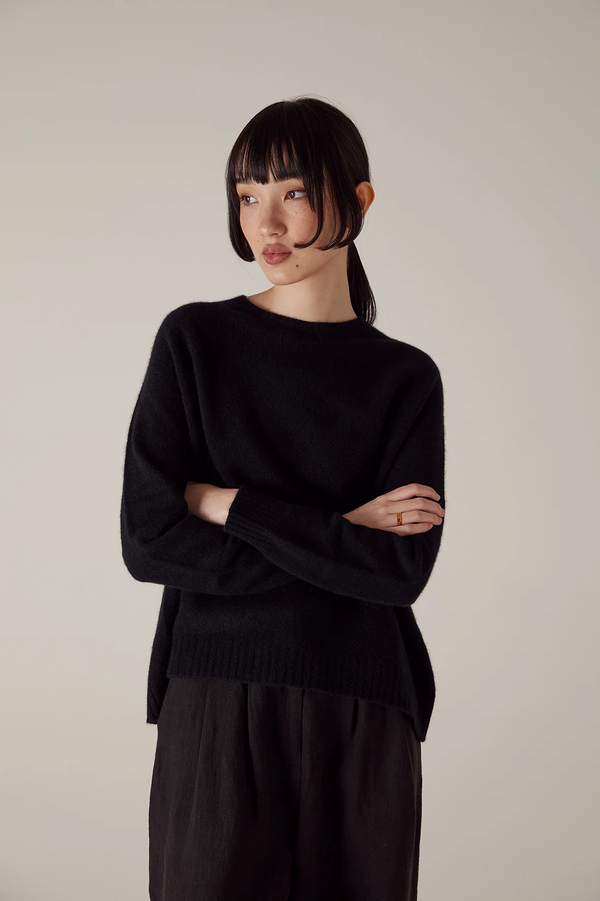 Nimbus Raglan Knit - Black - Image 6
