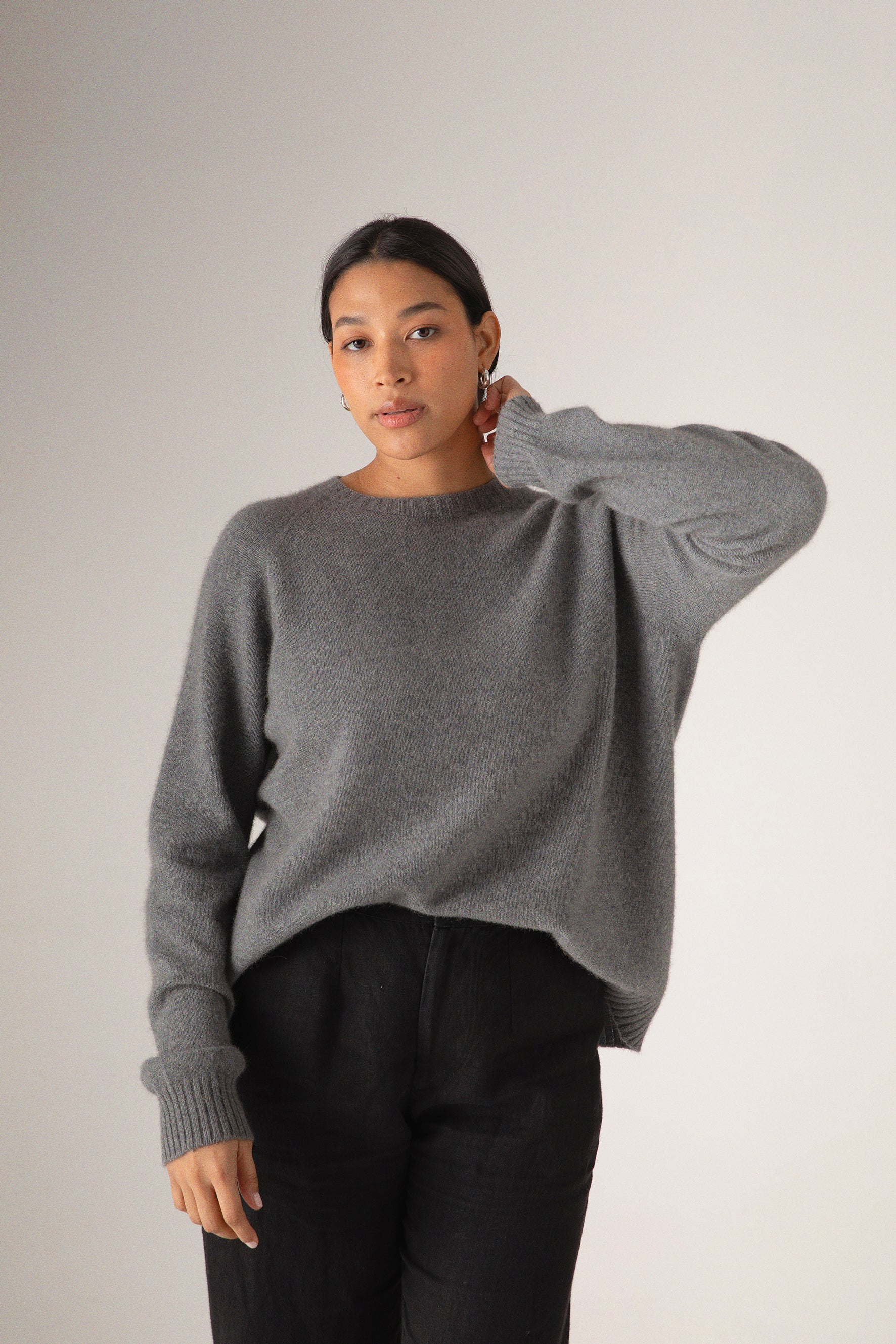 Nimbus Raglan Knit - Granite - Image 5
