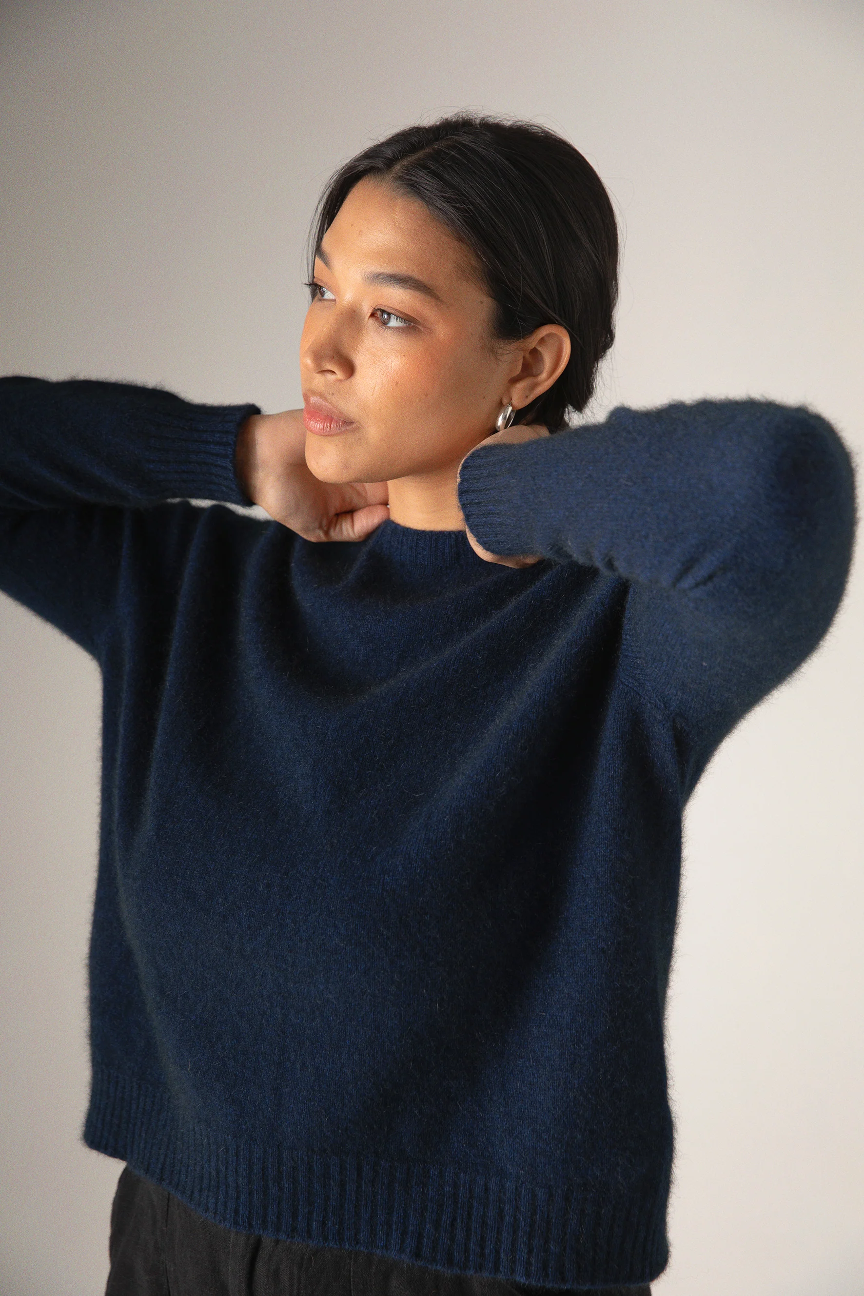 Nimbus Raglan Knit - Midnight - Image 7