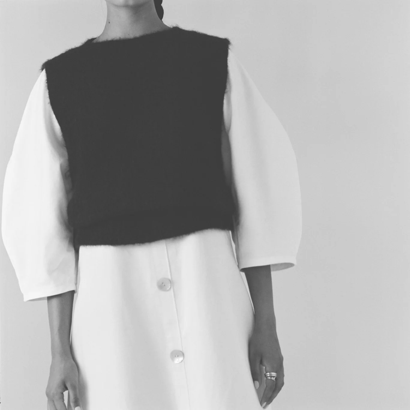 Picnic Vest - Black - Image 4