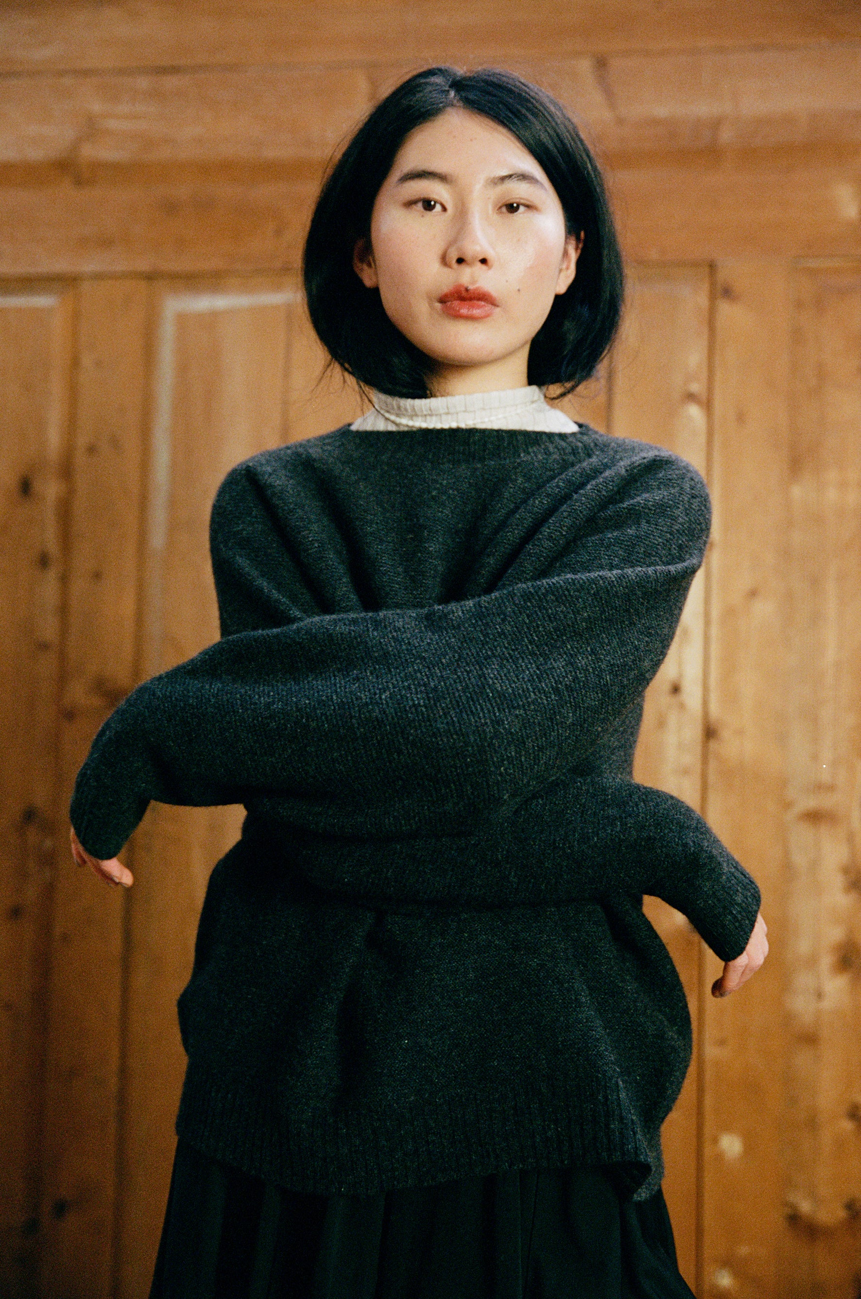 Poet Knit - Almost Black - Image 3