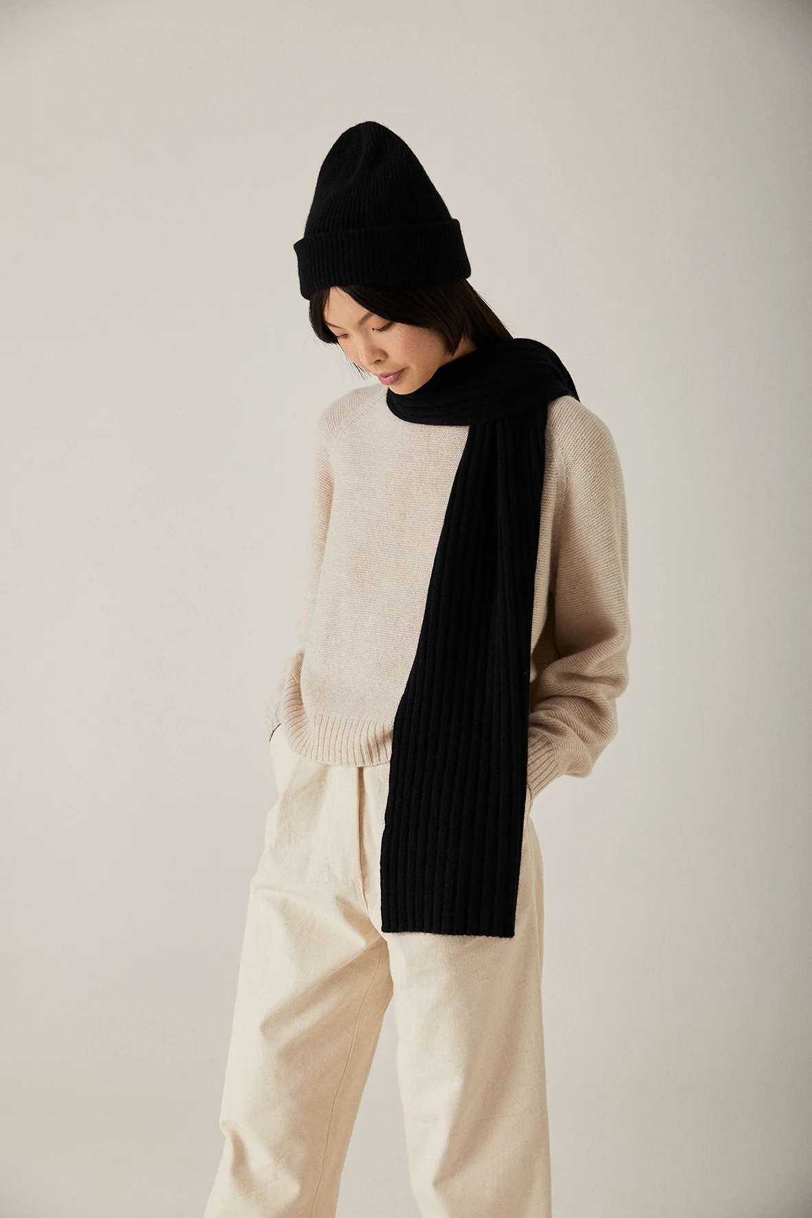 Ripple Scarf - Black - Image 4
