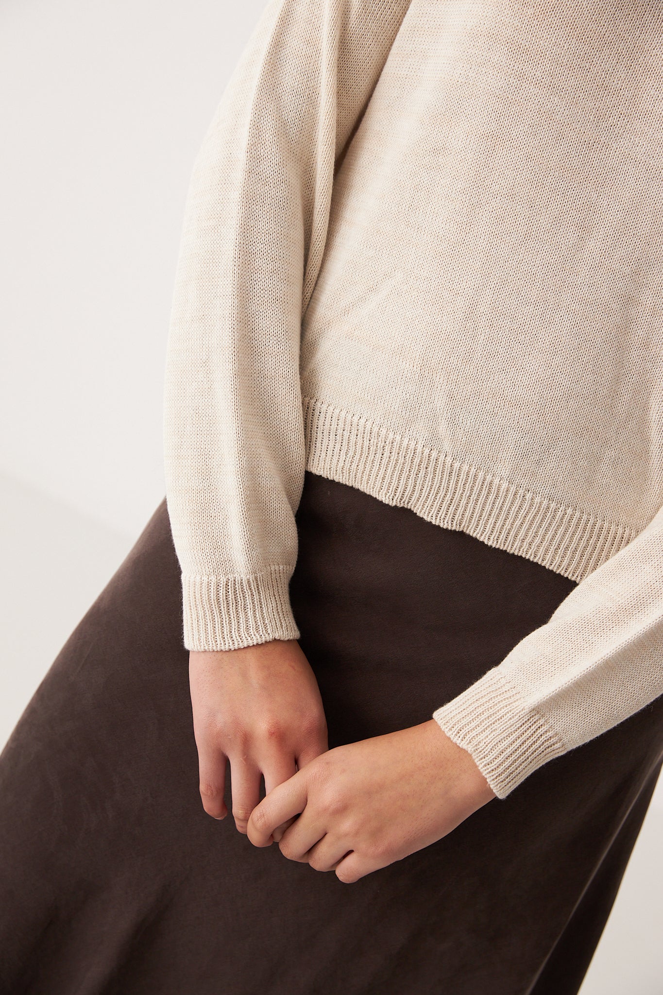 Pebble Knit - Creme - Image 12