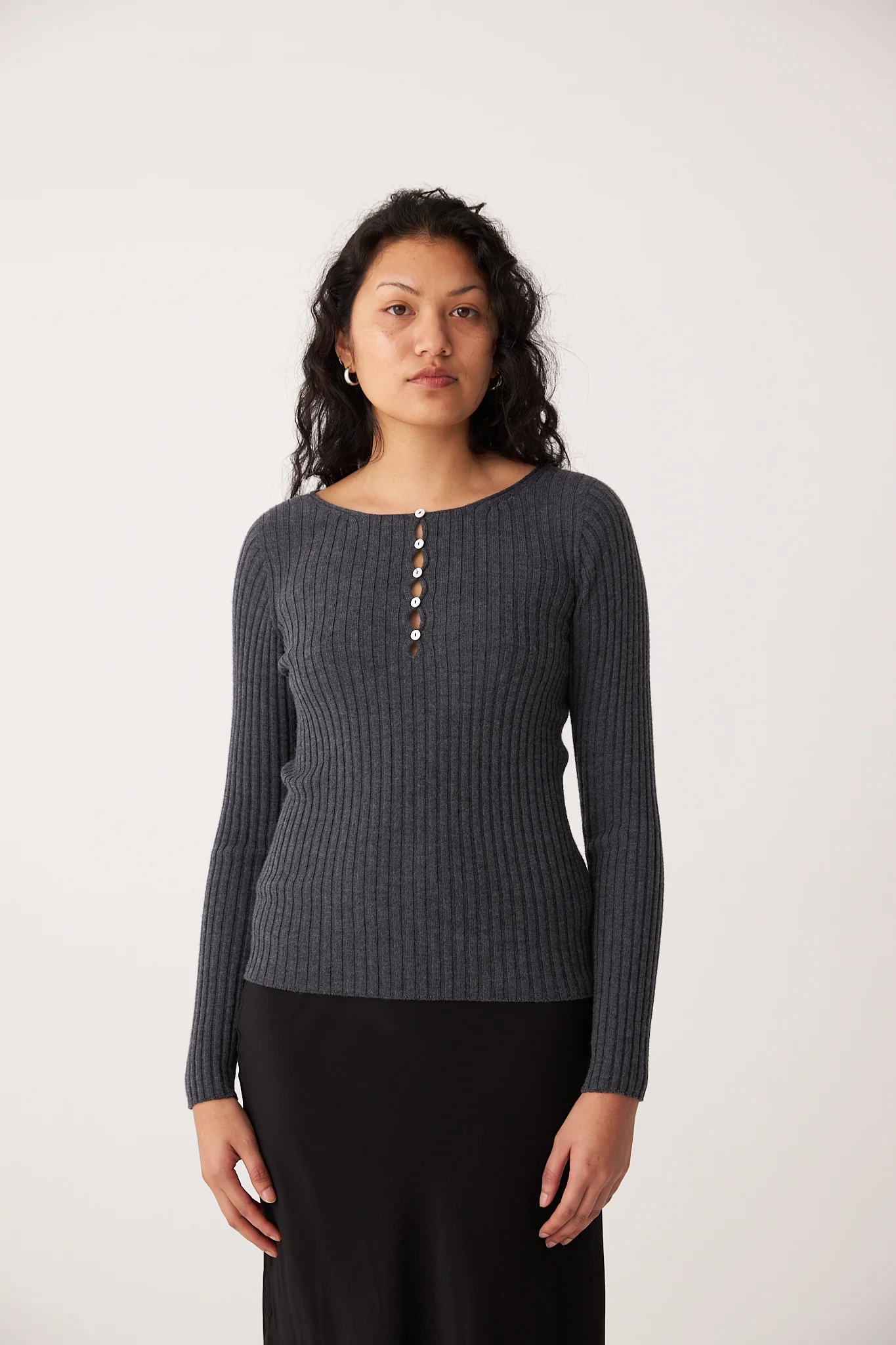 Form Top - Shadow Grey - Image 3