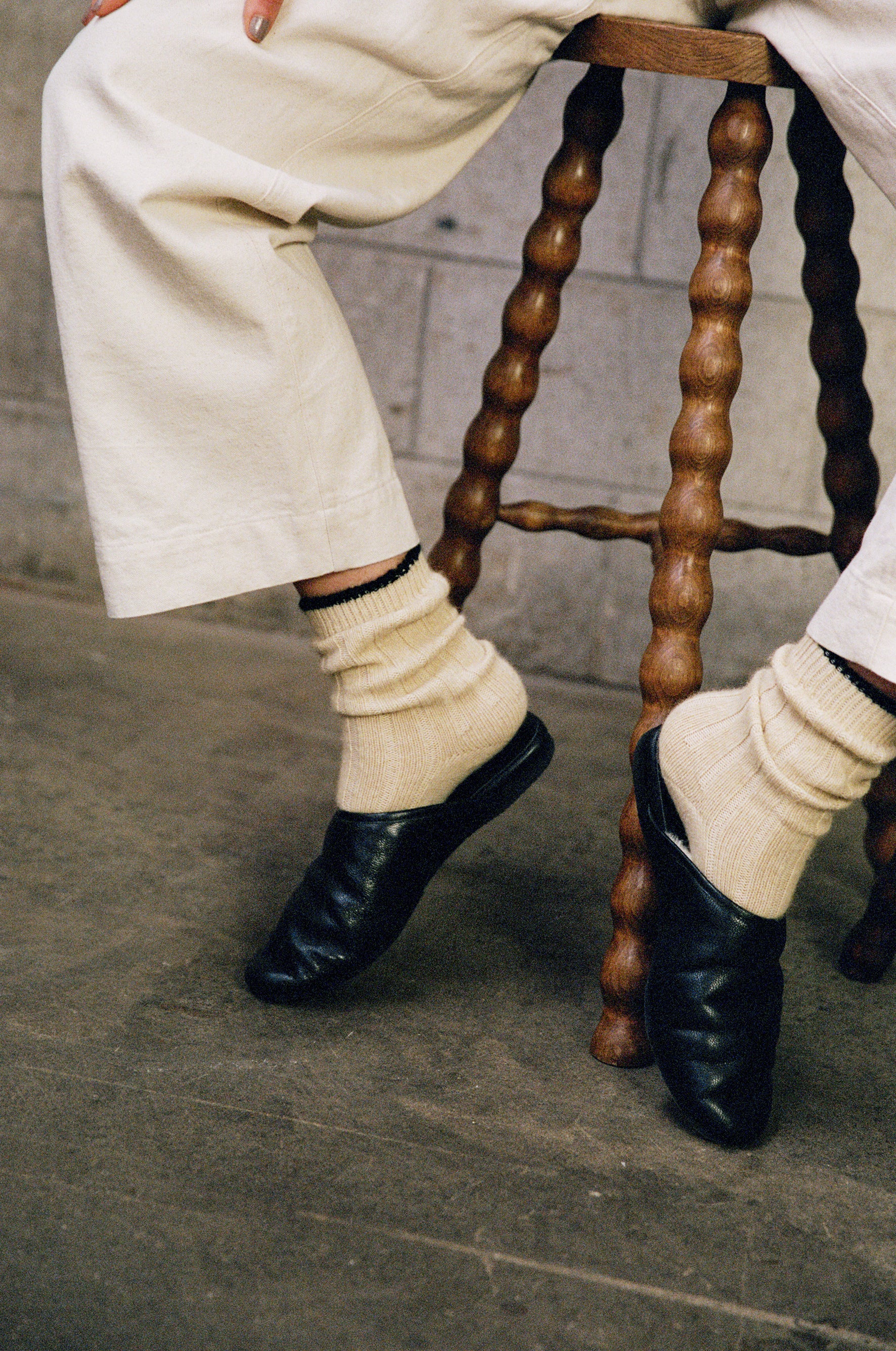 Yin & Yang Sock - Creme & Black Toe - Image 3